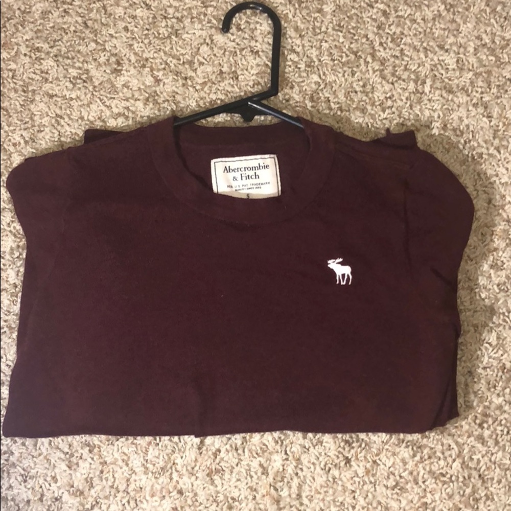 Barely worn A&F long sleeve size small
